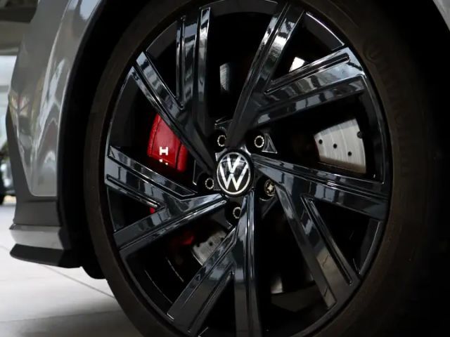 Volkswagen Golf 2.0 TSI DSG GTI
