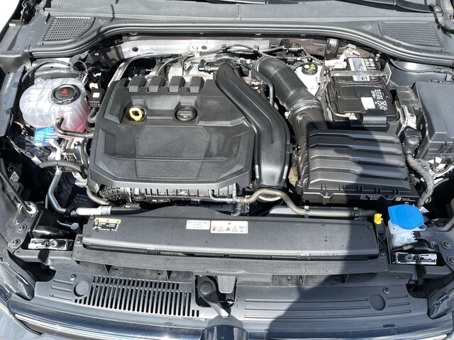 Volkswagen Golf 1.5 eTSI DSG Golf VIII Style