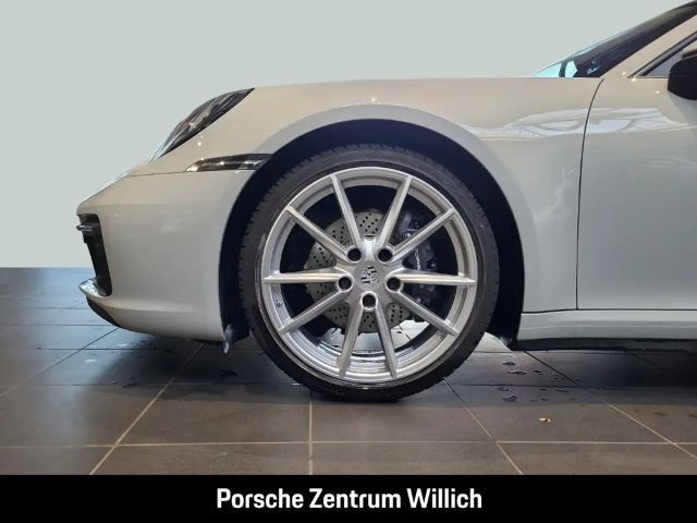 Porsche 992 Carrera Coupé