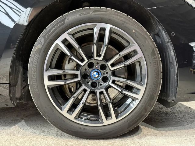 BMW i5 M-Sport Sedan