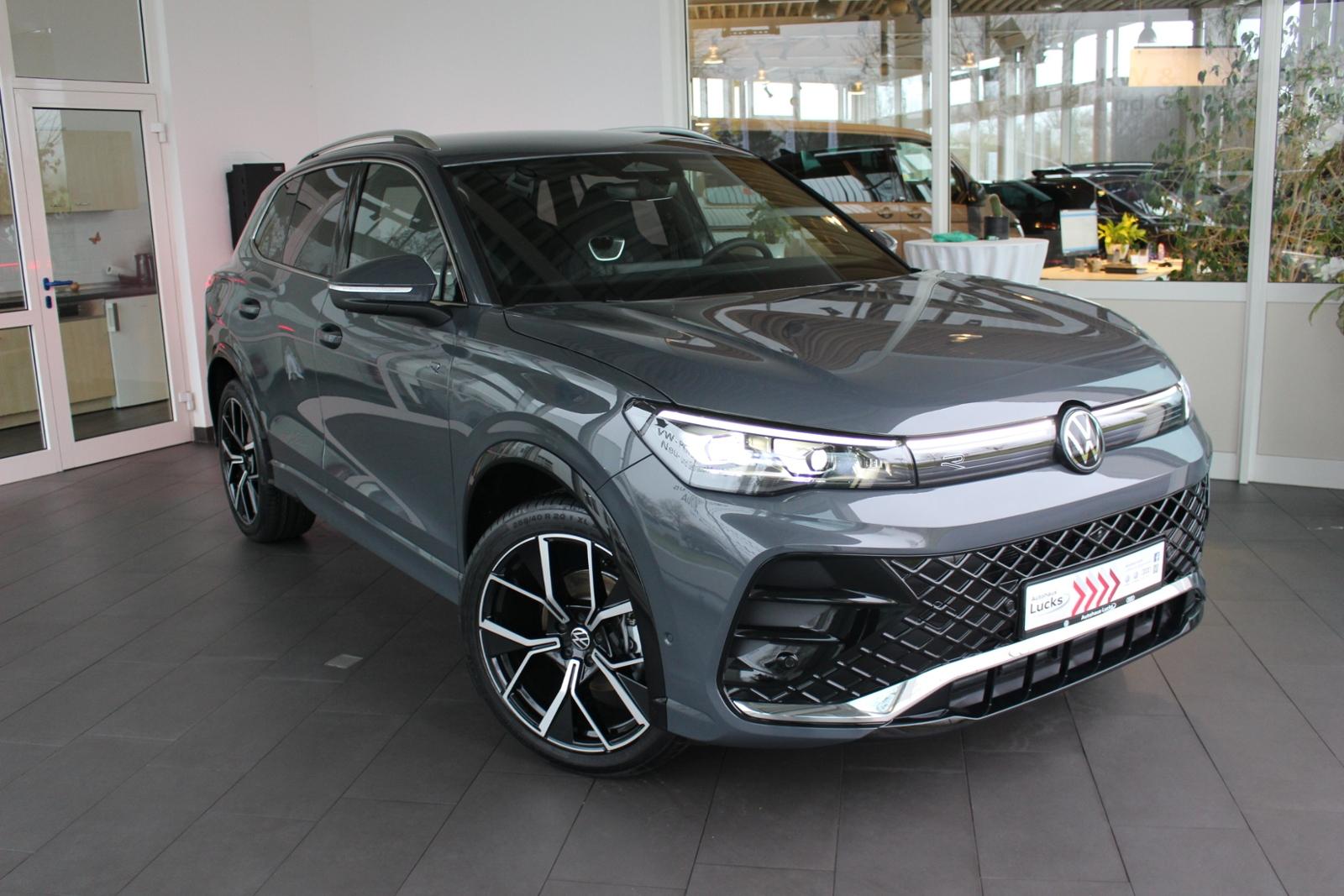 Volkswagen Tiguan IQ.Drive R-Line Sound