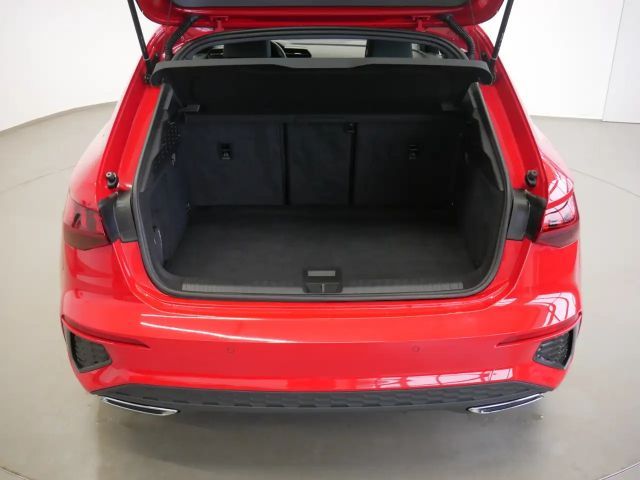 Audi A3 30 TFSI S-Line Sedan Sportback