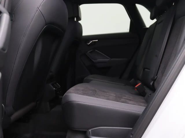 Audi Q3 S-Line S-Tronic