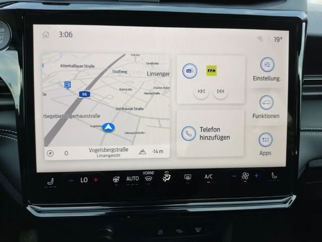 Ford Puma EcoBoost Titanium