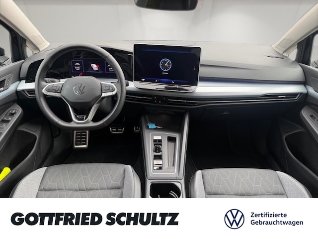 Volkswagen Golf 1.5 eTSI DSG