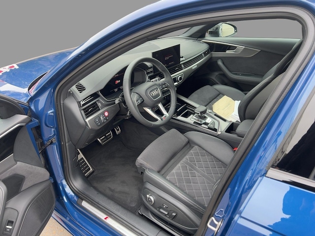 Audi RS4 Avant Quattro