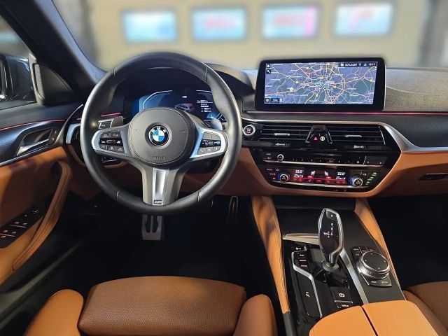 BMW 520 520d M-Sport xDrive