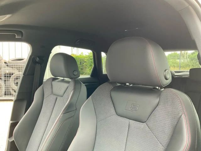 Audi Q3 35 TDI S-Line