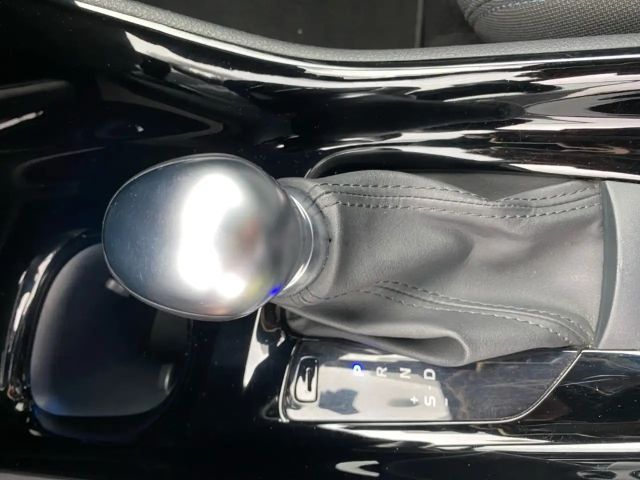 Toyota C-HR Hybride Team D