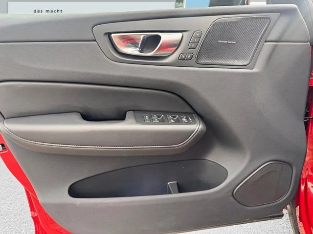 Volvo XC60 Dark Plus T6