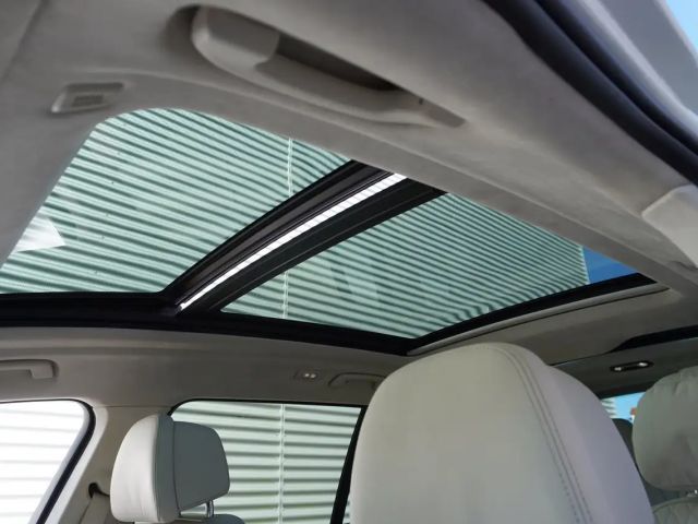 BMW X7 M 50i HeadUp Laser AHK SkyLounge Aktivlenkung 6-Sitz