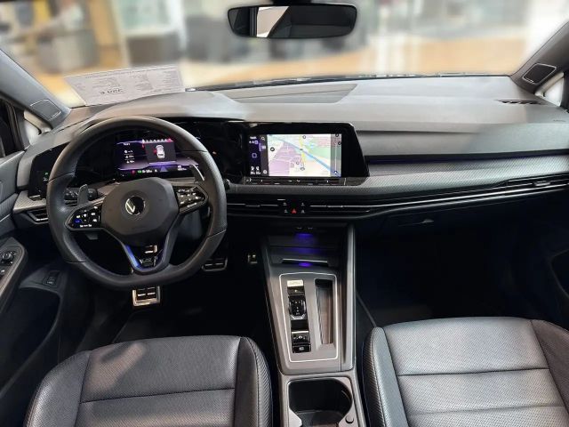 Volkswagen Golf 2.0 TSI DSG Golf VIII Variant