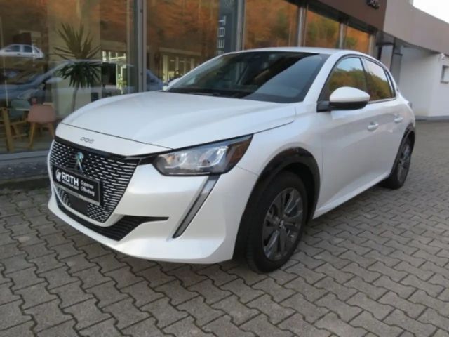 Peugeot 208 Allure Pack