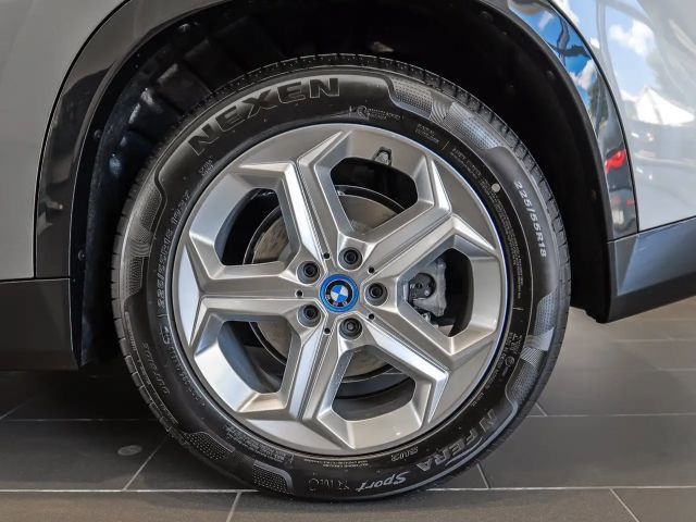 BMW iX1 xDrive30