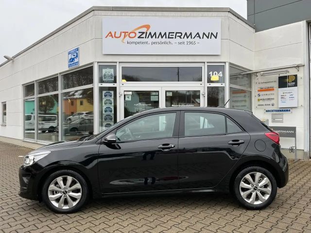 Kia Rio Sitz / Lenkradheizung DAB Navi Parkpilot