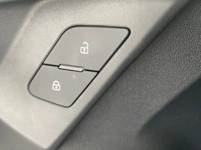 Audi A3 30 TDI Sedan