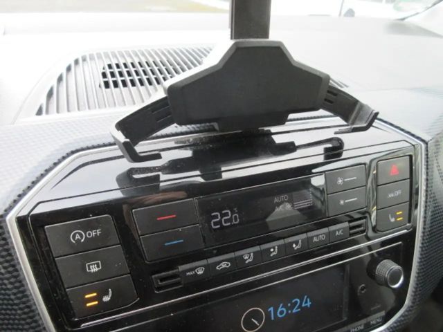 Volkswagen up! R-Line