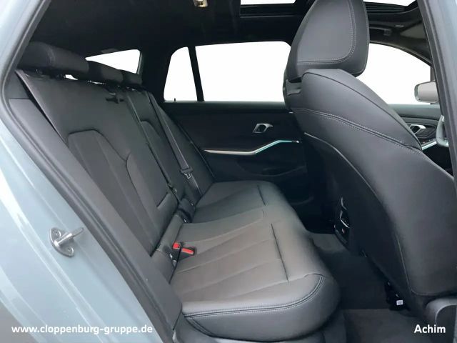 BMW 330 330e M-Sport Touring