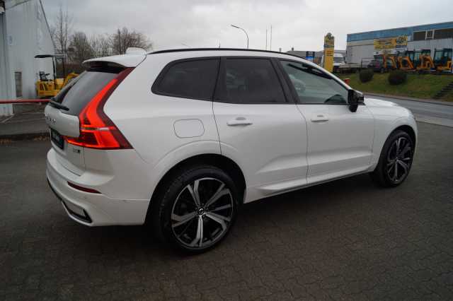 Volvo XC60 AWD Dark