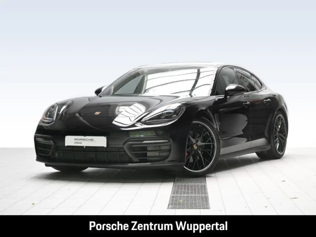 Porsche Panamera 4S