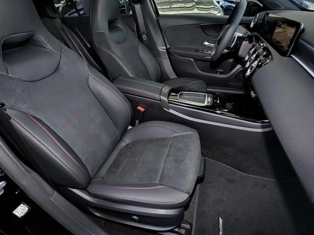 Mercedes-Benz A 200 AMG Line