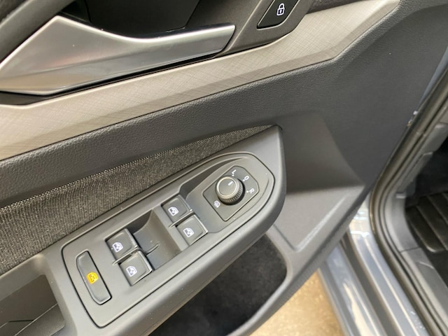 Volkswagen Golf 1.5 TSI Golf VIII Life