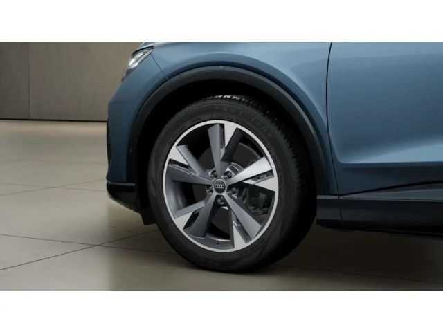 Audi Q4 e-tron 45 Advanced AHK/P-Dach/20''/HUD/W-Pumpe