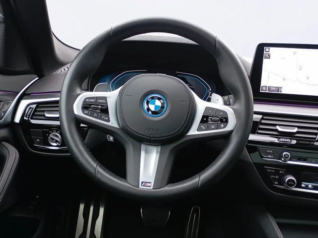 BMW 530 530e M-Sport Touring