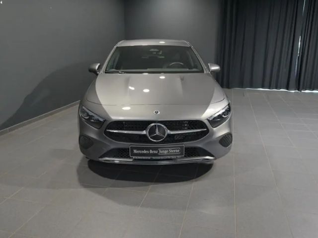 Mercedes-Benz A 180 Progressive