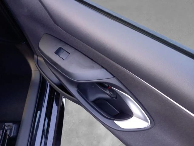 Toyota Yaris Business Hybride