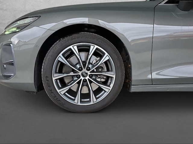 Audi A6 Avant Quattro S-Tronic