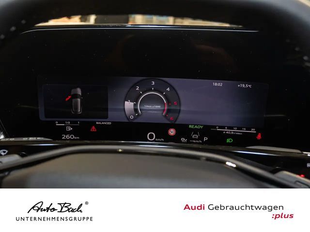 Audi Q3 S-Line S-Tronic