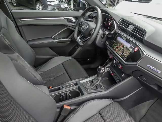 Audi Q3 45 TFSI Quattro S-Line S-Tronic