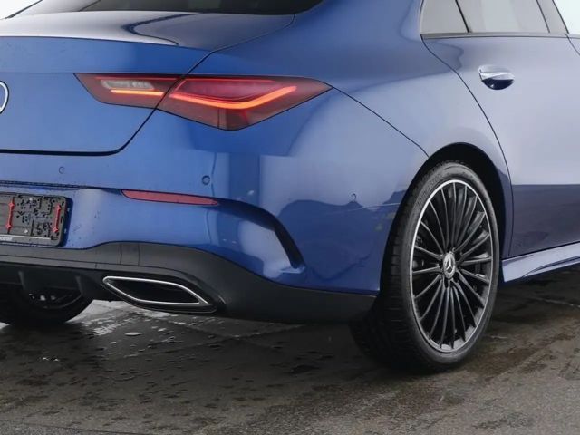 Mercedes-Benz CLA 180 AMG Line Coupé