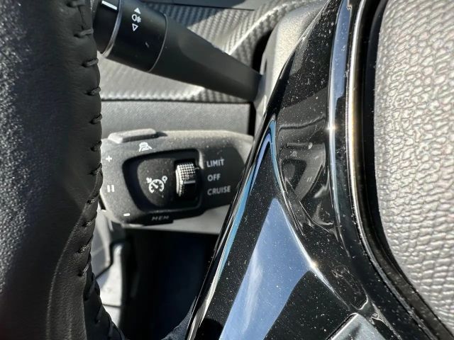 Peugeot 208 Allure Pack