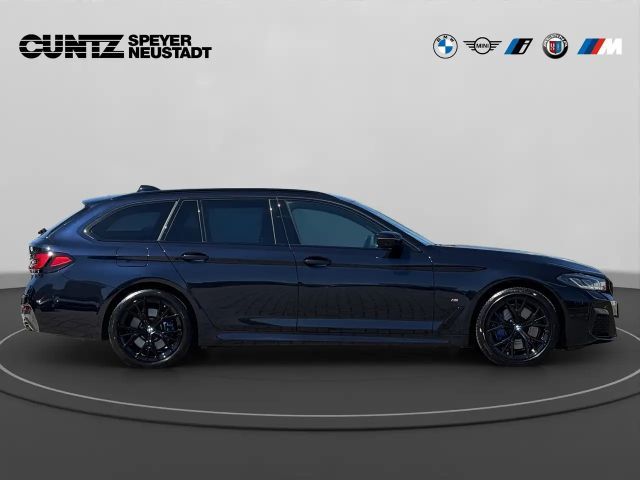 BMW 530 530i M-Sport Touring xDrive