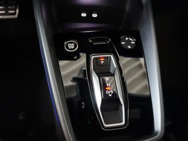 Audi A3 35 TDI S-Line S-Tronic Sedan Sportback