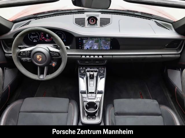 Porsche 992 4 Coupé GTS Targa