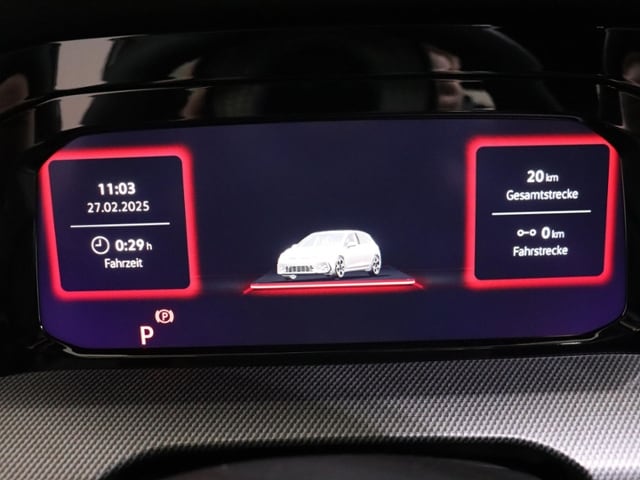 Volkswagen Golf 2.0 TSI DSG Sport