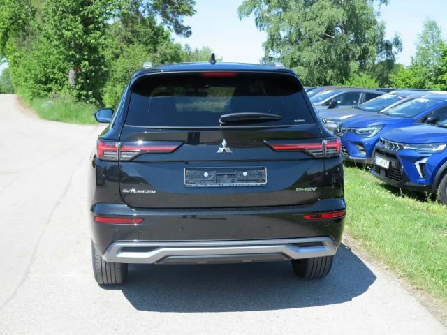 Mitsubishi Outlander PHEV