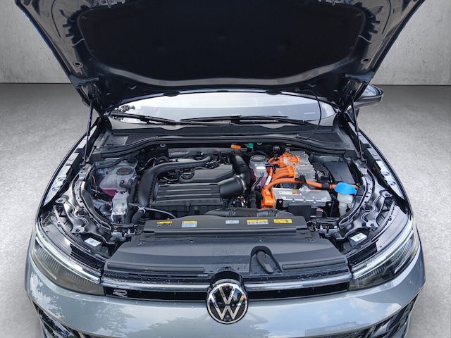Volkswagen Passat DSG R-Line eHybrid
