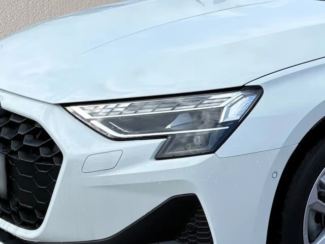 Audi A3 30 TFSI Sedan