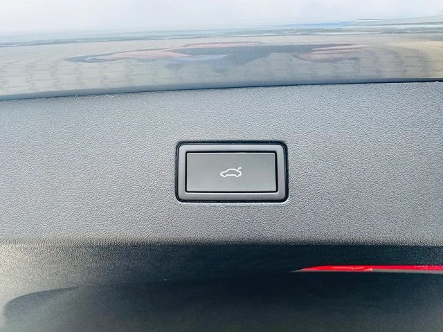 Volkswagen Tayron 2.0 TDI R-Line