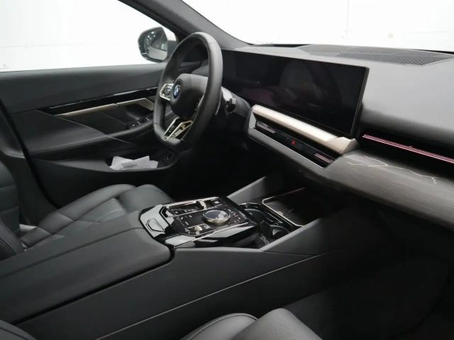 BMW 520 520d M-Sport Touring