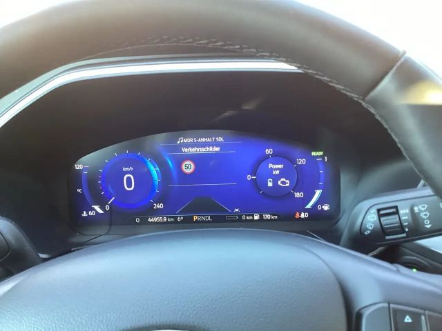 Ford Kuga Plug in Hybrid Titanium X