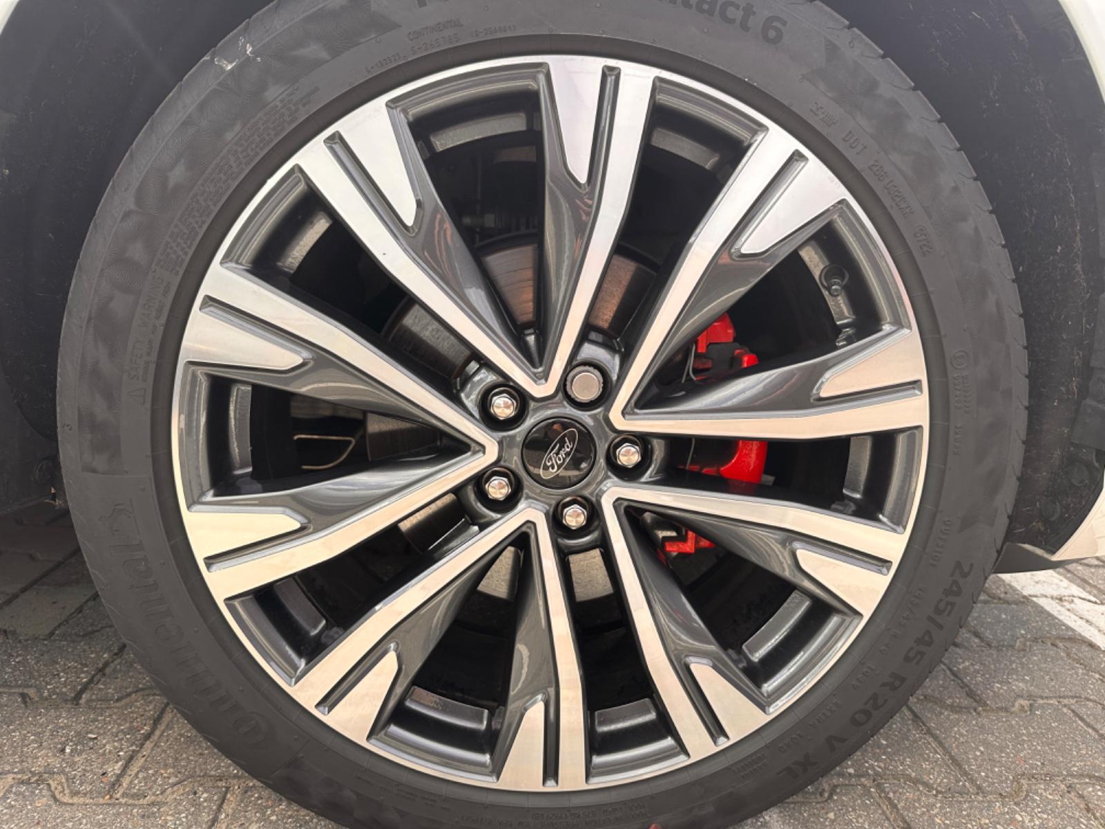 Ford Kuga Hybrid Plug in Hybrid ST Line X