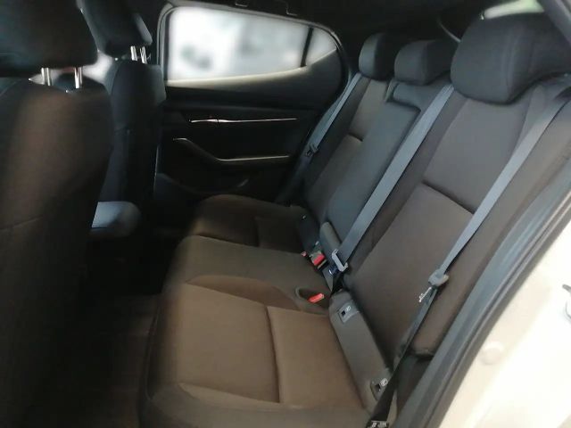 Mazda 3 G140 AT CENTRE-LINE 2,5L Hubraum