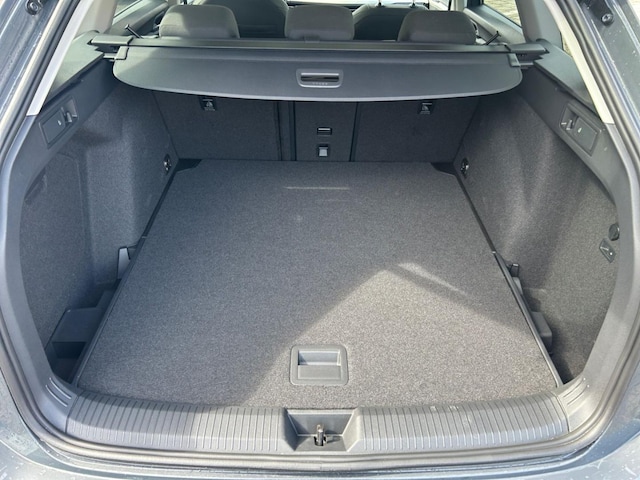 Volkswagen Golf 1.5 TSI Golf VIII Life Variant