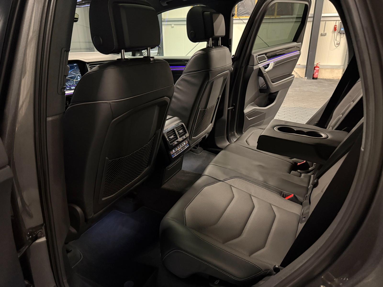 Volkswagen Touareg R-Line Style