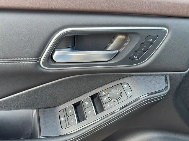 Nissan X-trail AWD Tekna